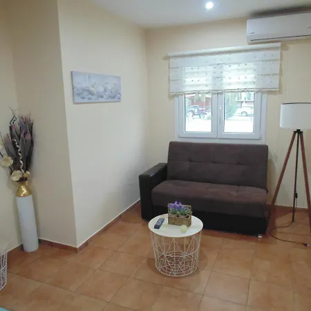 Apartment Elisian Nea Karvali